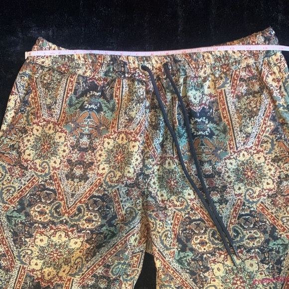 Men’s River Island tapestry pull on shorts Size 34 - Picture 10 of 12